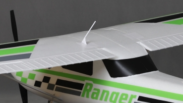 Preview: FMS Ranger 1800 EPO PNP vorbildähnlicher Trainer, gefedertes Fahrwerk und Beleuchtung