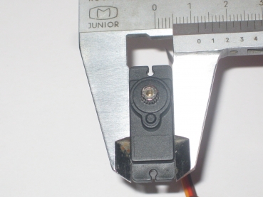 Preview: SUMO 933MG Digital-Servo 12mm mit Metallgetriebe 3,5kg/6V