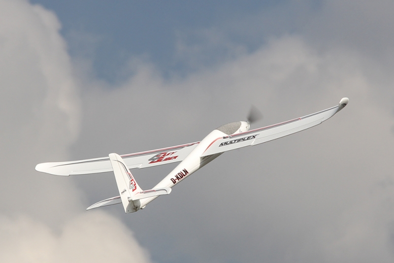 Easy Glider 4 RR Made by MPX mit BL Antrieb und Servos bereits montiert