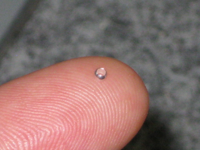 100 Stück Quetschperlen 2,0mm, versilbert