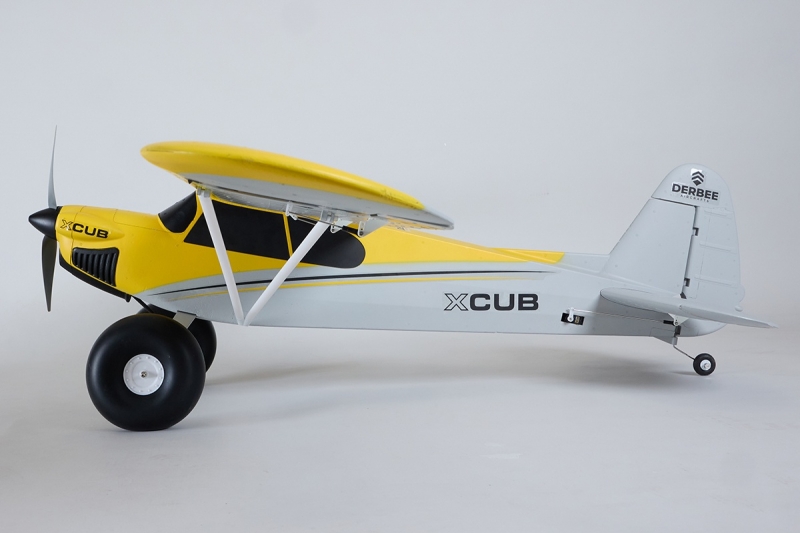 Derbee XCub PNP 1.5m STOL inklusive Schleppkupplung für 3-4S Lipo