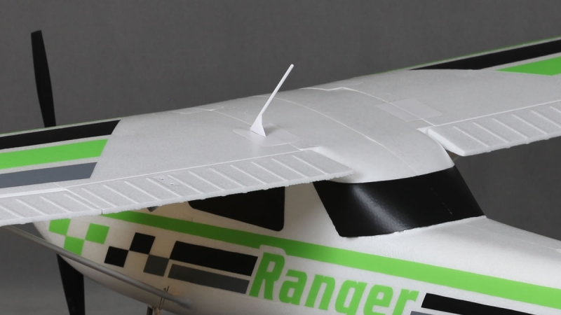 FMS Ranger 1800 EPO PNP vorbildähnlicher Trainer, gefedertes Fahrwerk und Beleuchtung