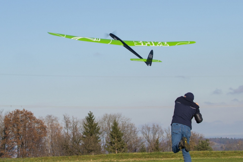 Spike 6-Klappen Elektrosegler Bausatz von Aeronaut NEUHEIT 2025