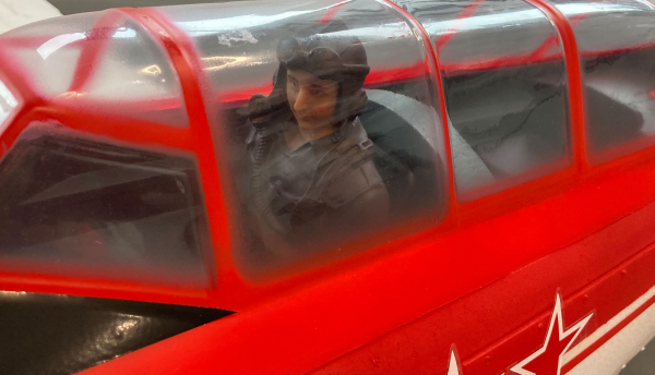 AMXFlight YAK-11 rot weiss EPO für 6S Lipo  PNP Spw.145cm