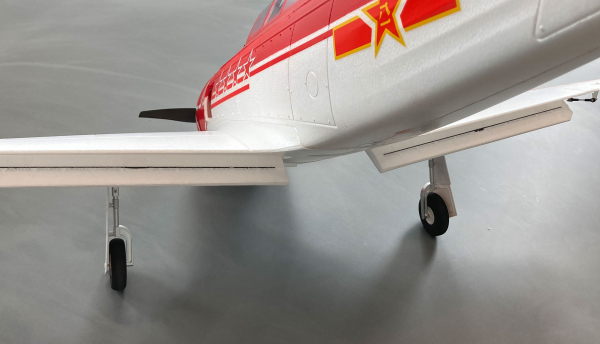 AMXFlight YAK-11 rot weiss EPO für 6S Lipo  PNP Spw.145cm