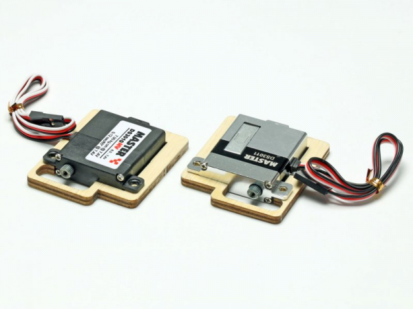 Servorahmen aus Sperrholz für gängige 10mm Flächenservos 30x36mm Pichler C8782 (1 Paar)
